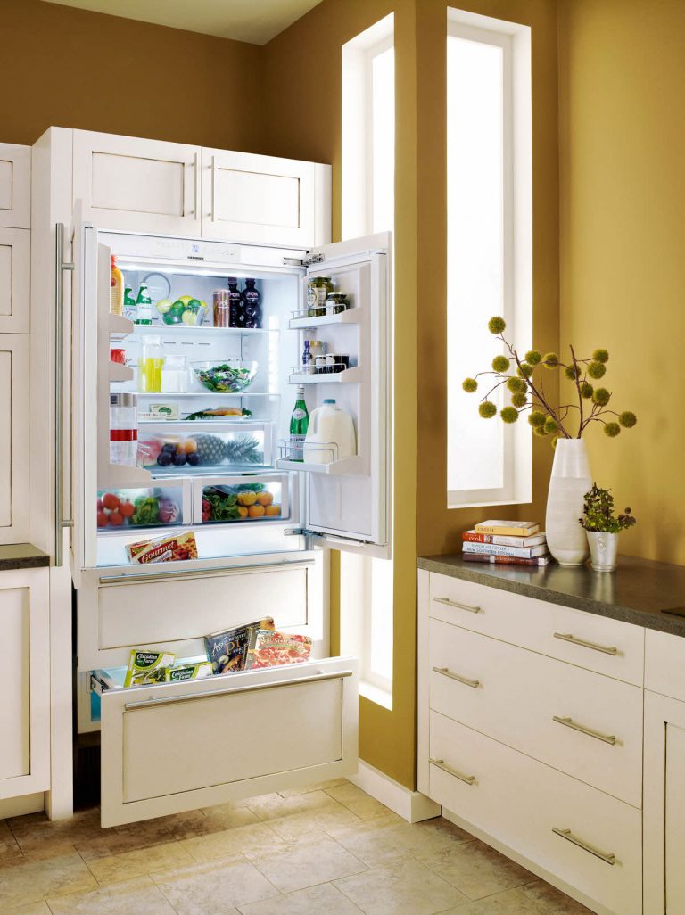 Top 5 Integrated Refrigerators - August 2016 - Appliance Buyer's Guide